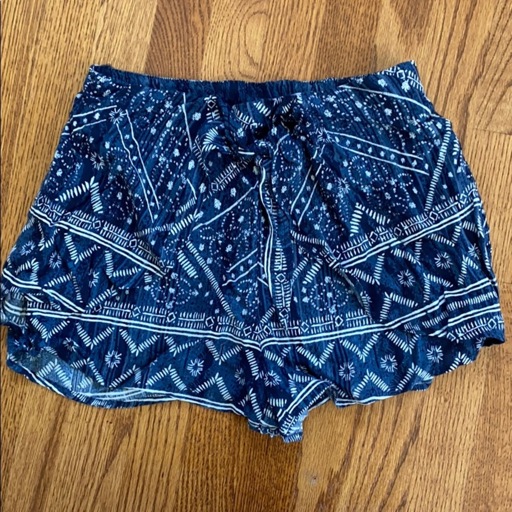 Abercrombie and Fitch flowy shorts